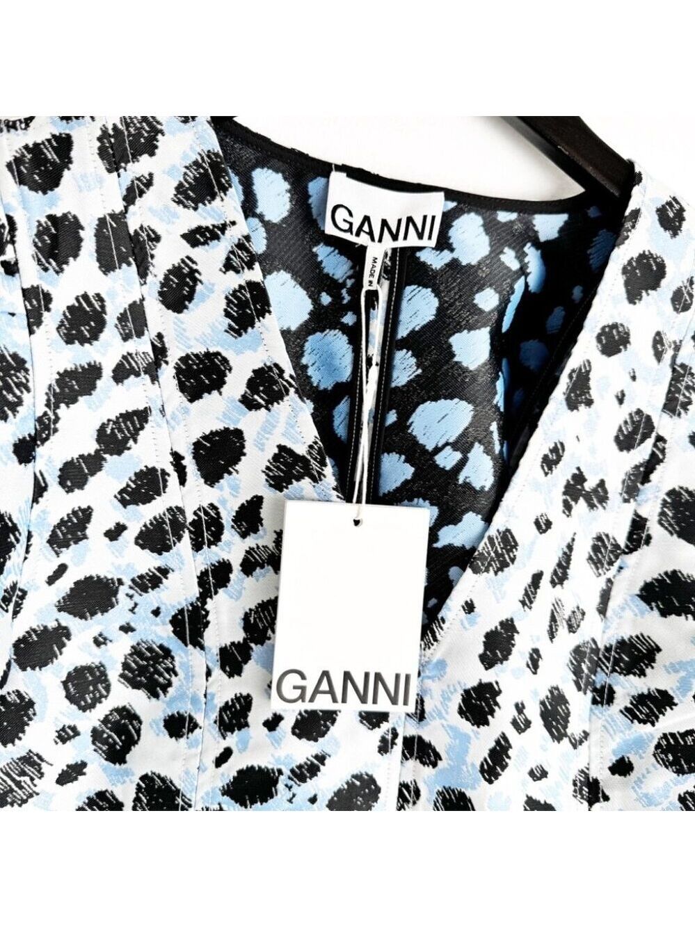NWT Ganni Crispy Jacquard V-Neck Blouse - Picture 6 of 8